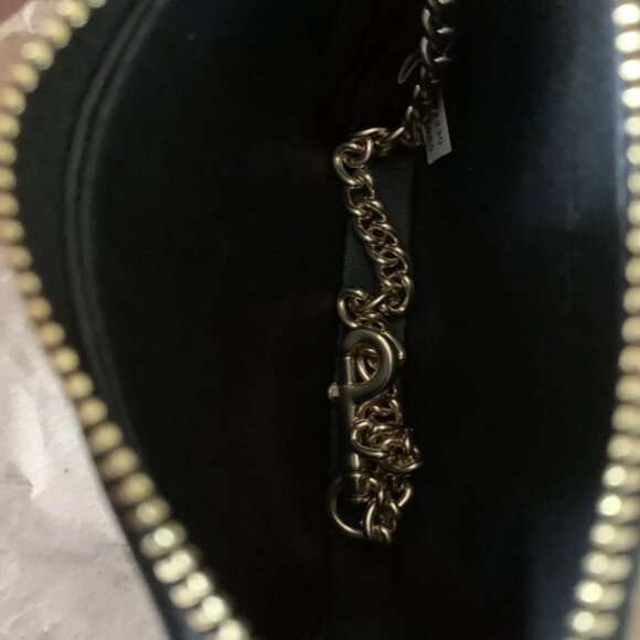 Coach Zip card case with chain NWT PRICE FIRM - Picture 4 of 5